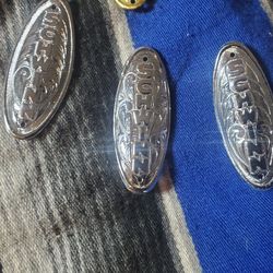 Emblem schwinn engravin