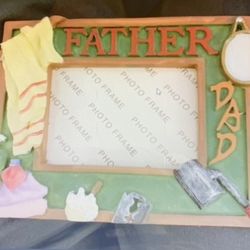 Father/Dad photo frame!! New!! Entire frame 4.5”x 3.5”.