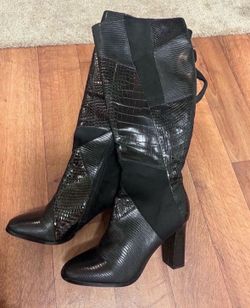 Women’s Shoes, Size 8,5