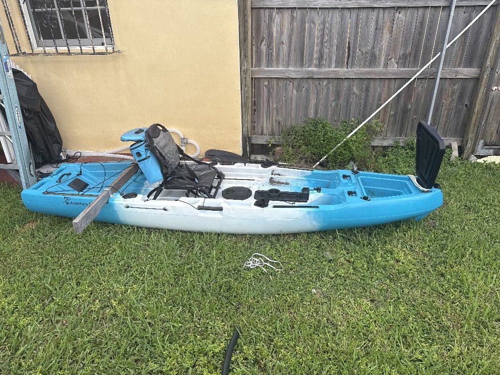 Kayak  Aventura Fishing 