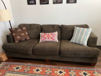 FREE!!! Super comfy green couch
