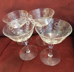 Set of 4 Etched Dessert Goblets / Glasses
