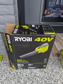 BLOWER RYOBI 40V BATTERY AND CHARGER INCLUDED