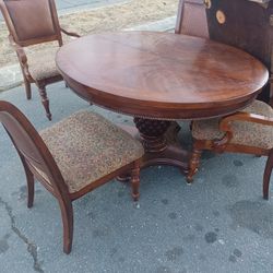 Dinnette Table Set Red Below