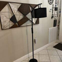 New Floor Lamp Whit 💡, Works whit On / Off Foot Switch Or Remote Control 