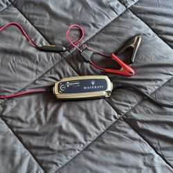 Maserati Battery Charger 