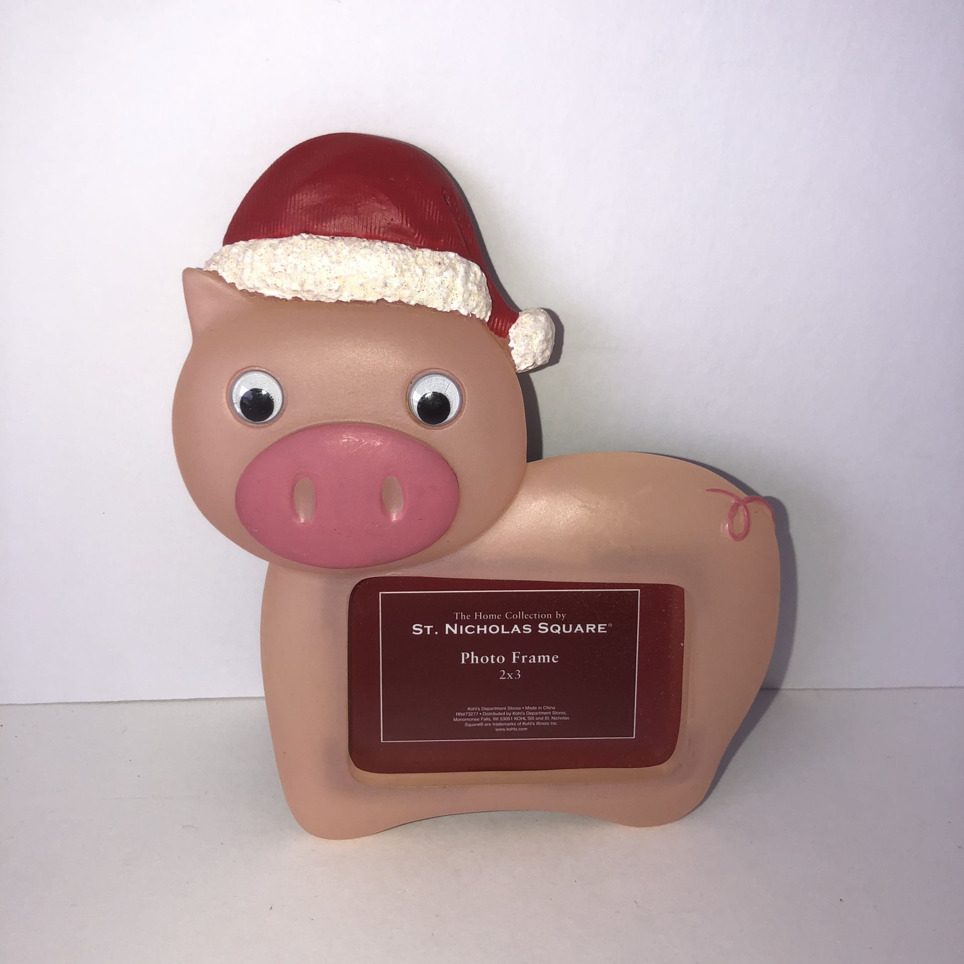 NWT 2x3 Christmas pig with movable eyes picture frame