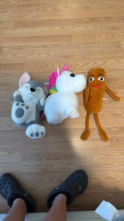 3 stuffed animals
