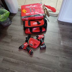 M12 Impact and Drill Kit 