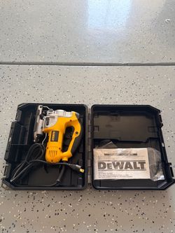 Dewalt 1” jig saw kit