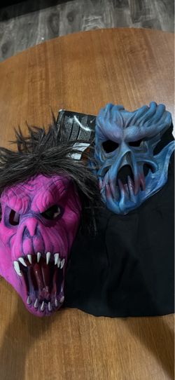 Halloween masks aliens 20 each