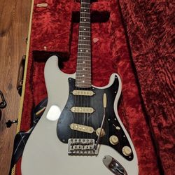 Fender Stratocaster