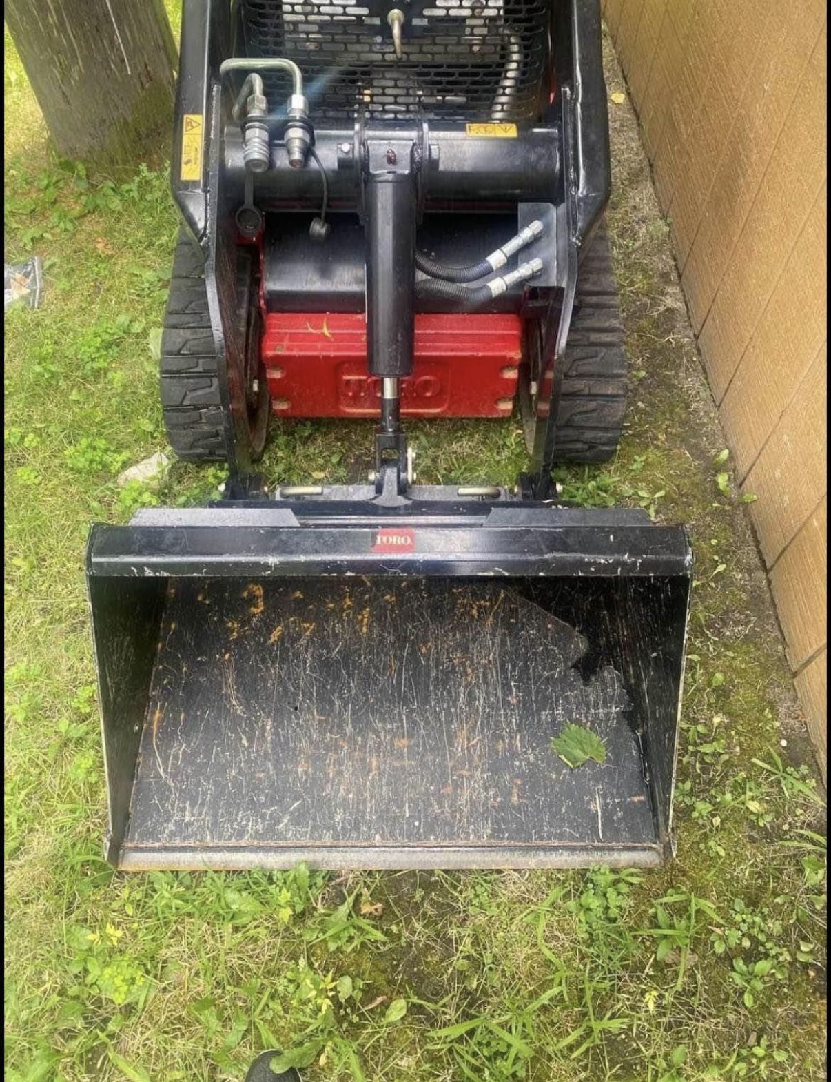 MINI SKID STEER TX427