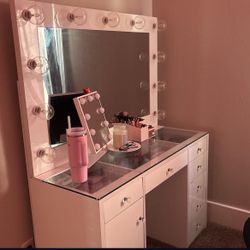 Vanity 