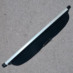 NEW Subaru Crosstrek/Impreza Rear Trunk Retractable Cargo Cover 