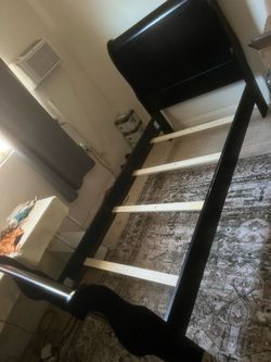 Twin bed frame