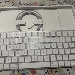 Apple keyboard