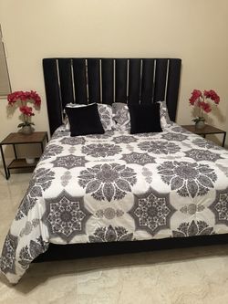 King Bed With Mattress, Black Velvet Headboard, Includes All Pieces And Bedding