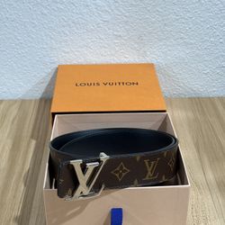 Authentic Louis Vuitton LV Initiales Monogram Reversible Belt – With Box – Size 100/40