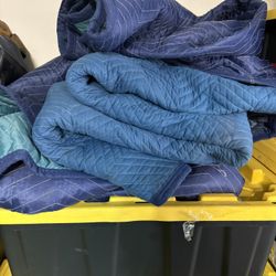 moving blankets 