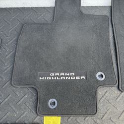 Floor mats for Toyota