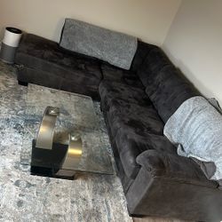 Couch Need Gone Asap 