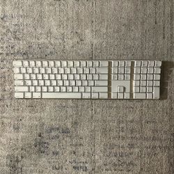 Apple A1016 Wireless Bluetooth Keyboard – Vintage Full Size w/ Number Pad