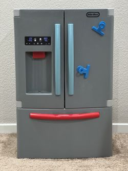Play Refrigerator