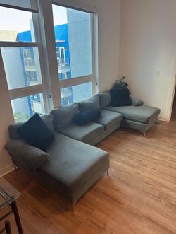 3 Piece Sectional FOR SALE