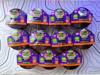 (1) SEALED Crazy Fun RMS Spooky Glow Squishy Bun set