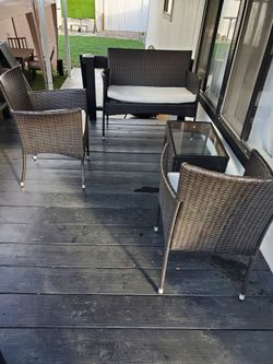 Patio furniture set