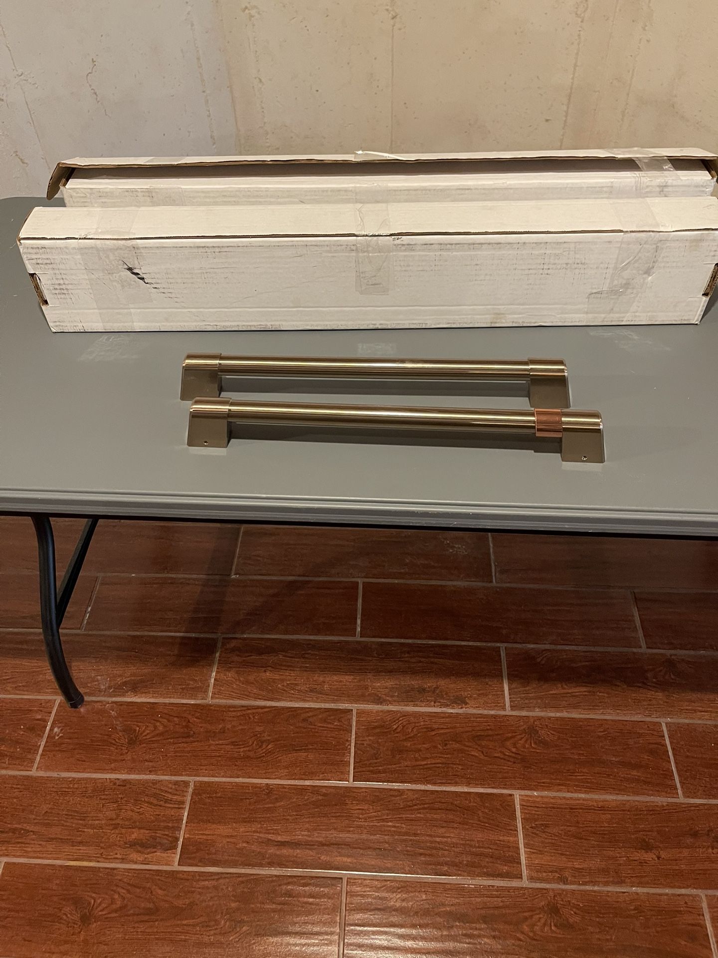 GE CAFE DISHWASHER HANDLES ( ROSE GOLD)  BRAND NEW - 2 SETS 4 HANDLES IN TOTAL 