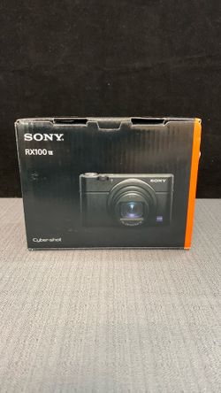 Sony Camera CyberShot RX100VII Brand New 