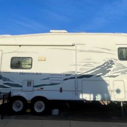2005 Keystone Montana