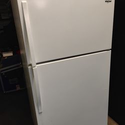 FREE DELIVERY $299 WHIRLPOOL TOP FREEZER 