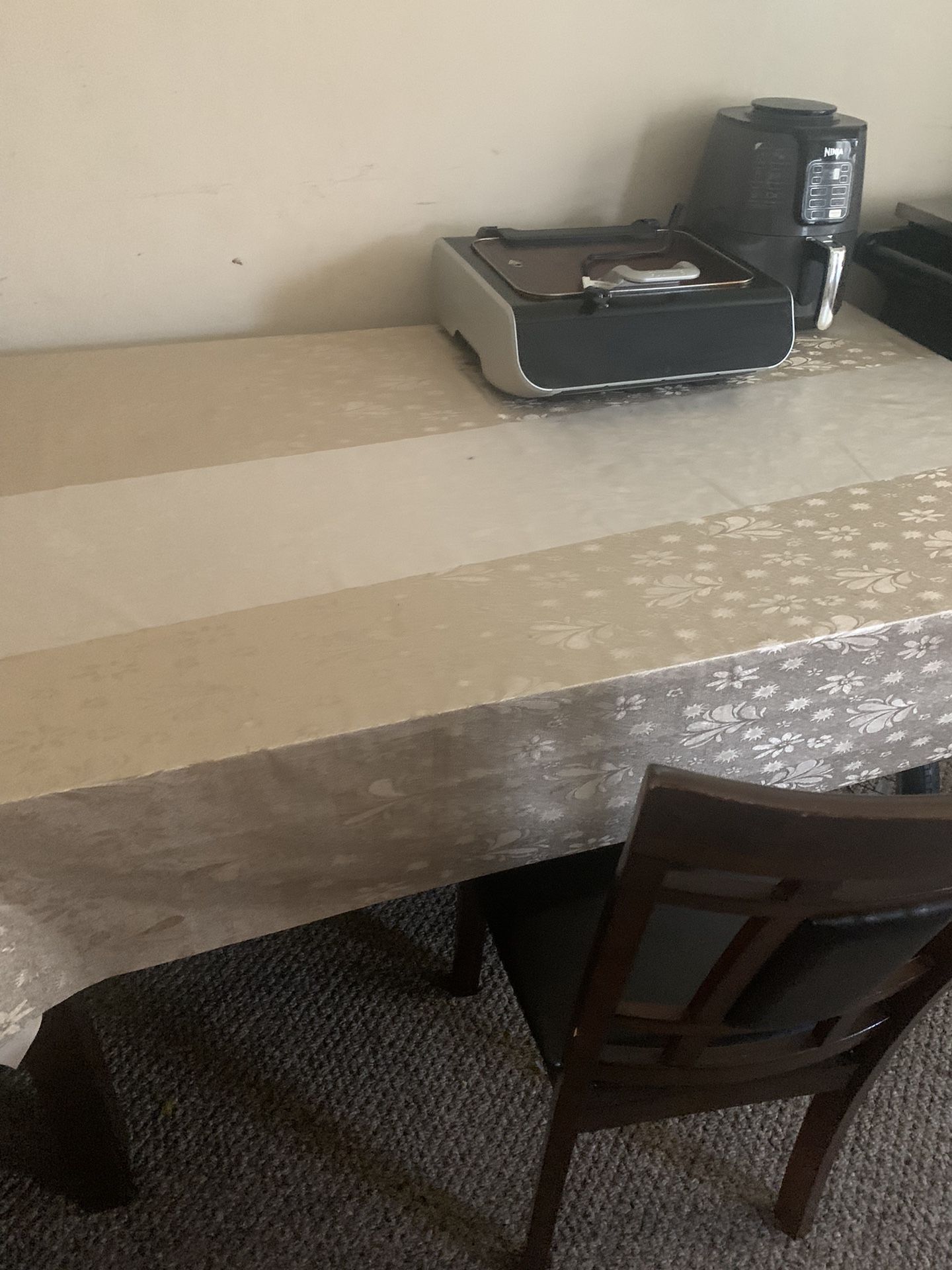 Dinning Table