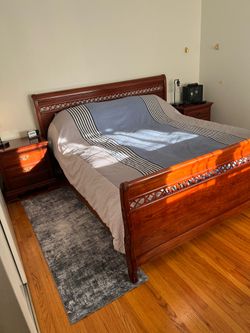 King size bed with 2 nightstands