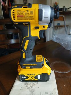 20v Dewalt lmpact driver 1/4 And 5ah new