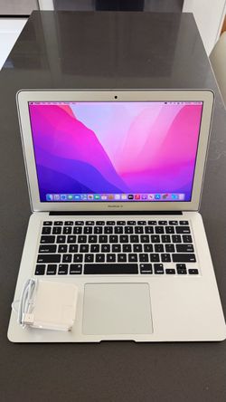 2015 MacBook Air 13” i5 128GB – Charger Included