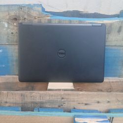 Dell Laptop 