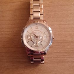 Womans Relic  Watch  By Fosssil.  Rose Gold Tone 