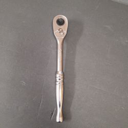 Husky 72-tooth Polished 1/2" Dr Ratchet 