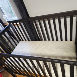 Free Baby/toddler Bed 