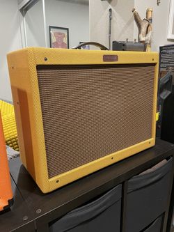 Fender: Blues  Deluxe Reissue 40watt  Tube Amp 