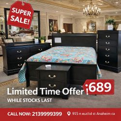 4 Piece Queen Size Bedroom Set ( Included Bed Frame ,Dresser ,Mirror ,Nightstand )