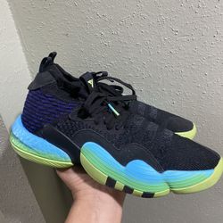 Adidas Trae Young 2 Basketball Shoes Size 9.5
