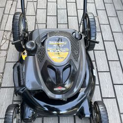 21" Yard machine Push Lawn mower In Cooper City 33330 