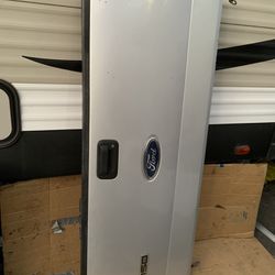 Ford F150 04-08 Tailgate 