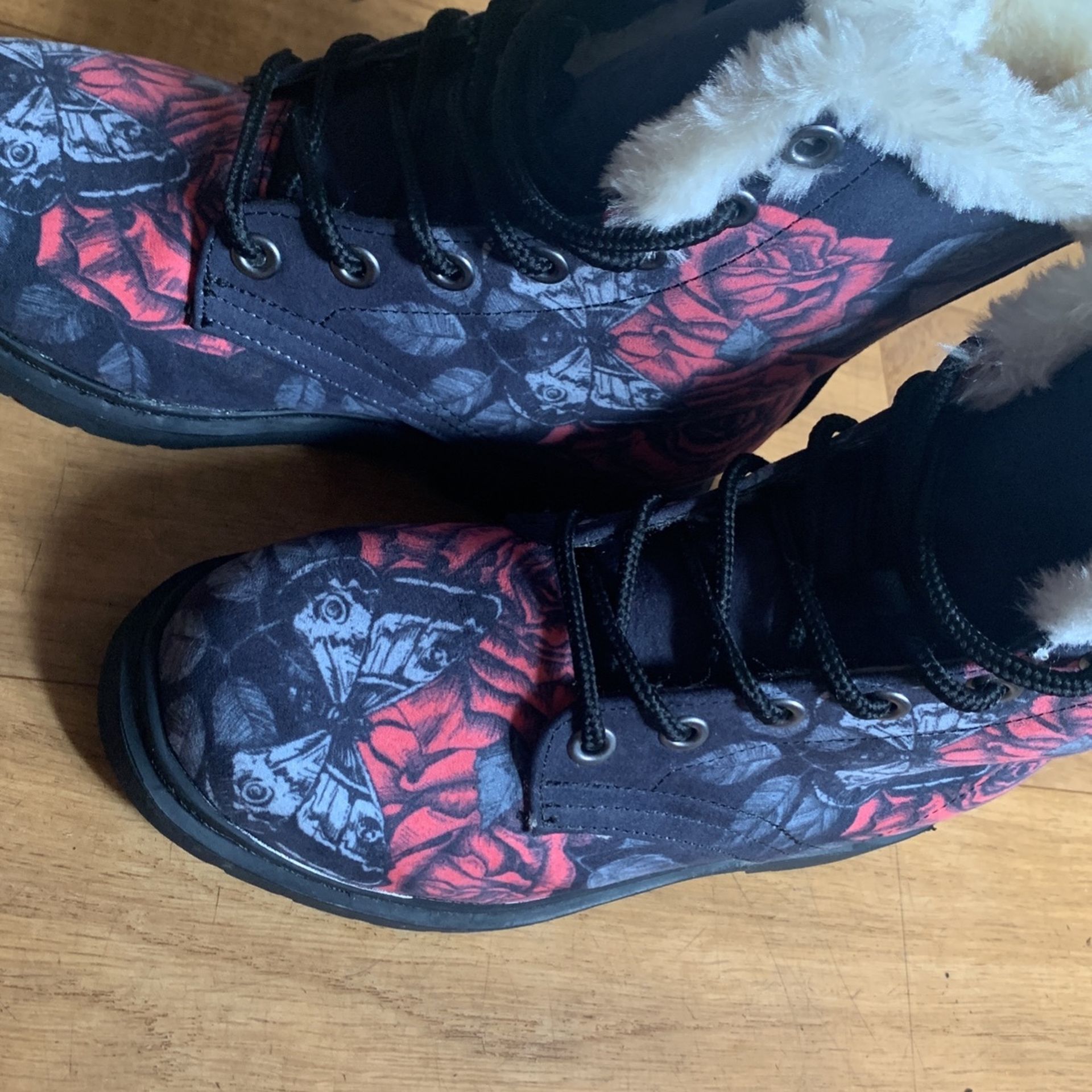 RAAD BOOTS brand New ! Price 150$ Or Better Offer !!