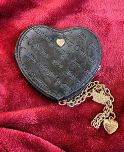 Juicy couture  heart shaped wallet